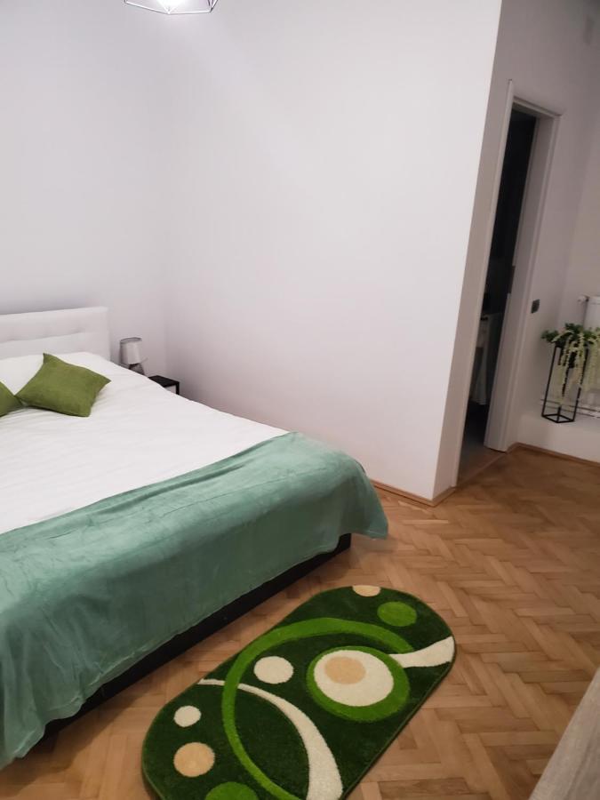 Basarab 3 Apartamento Braşov Exterior foto